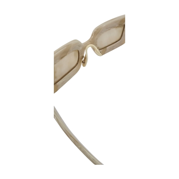Elegant Tan Sunglasses - Picture 6 of 6
